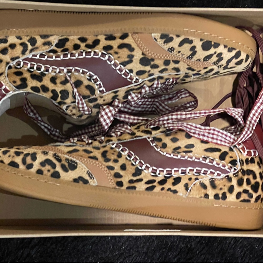 Dolce Vita leopard sneakers